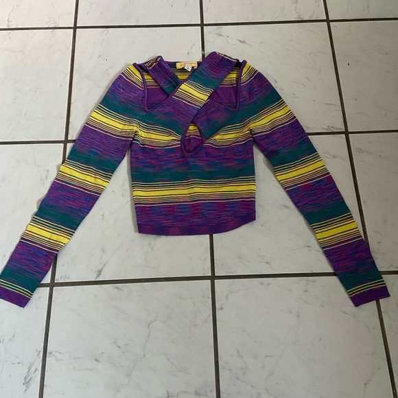 Urban Outfitters - Funky Cutout Stripped Reversible Sweater - Picture 2 of 3